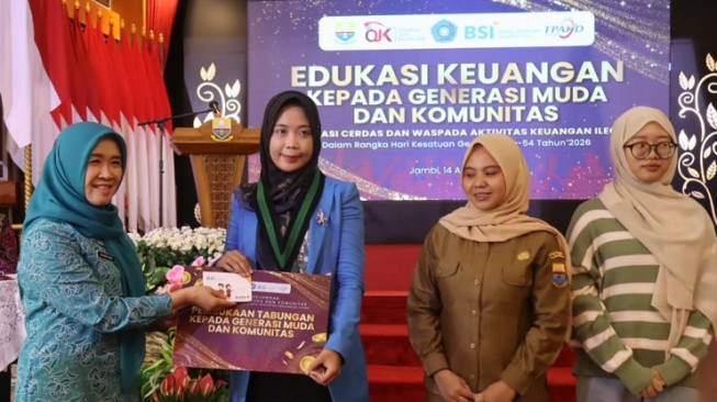Hesti Haris Gelar Edukasi Investasi Cerdas, Ingatkan Generasi Muda Jambi Bahaya Pinjol